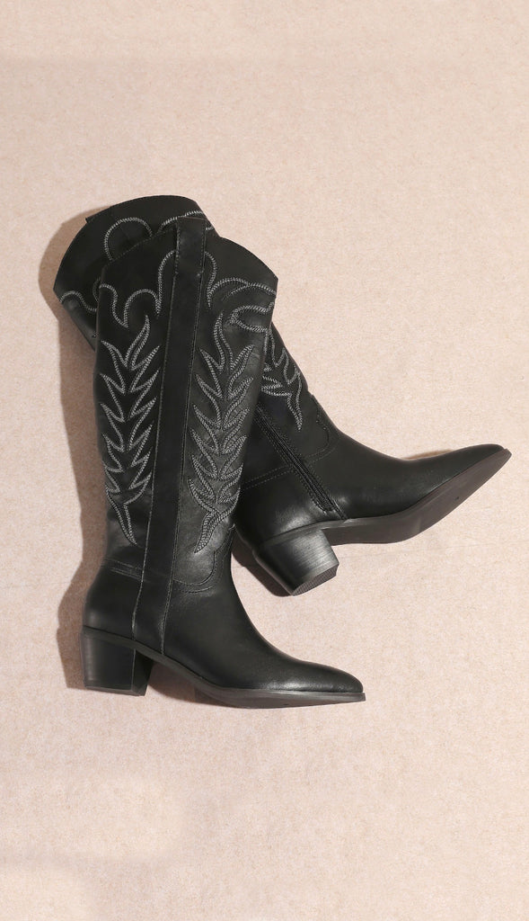 Samara Stitch Western Boots- Black