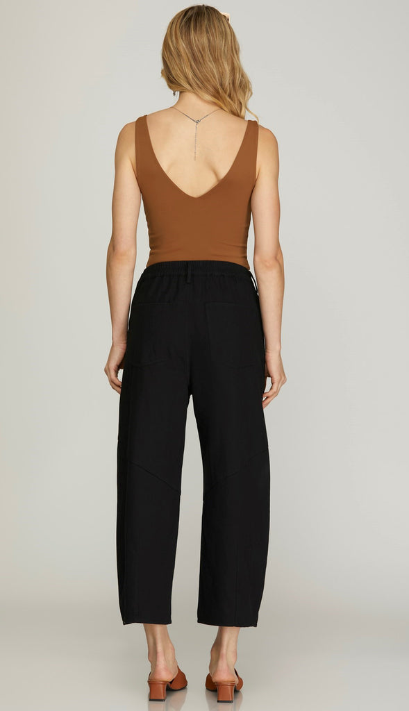 Sadie Barrel Crop Pants- Black