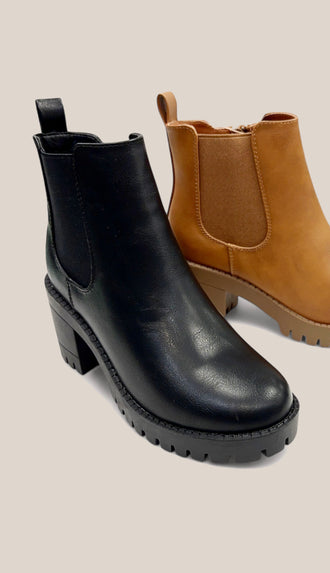 Chunky Sole Platform Chelsea Boots- Black