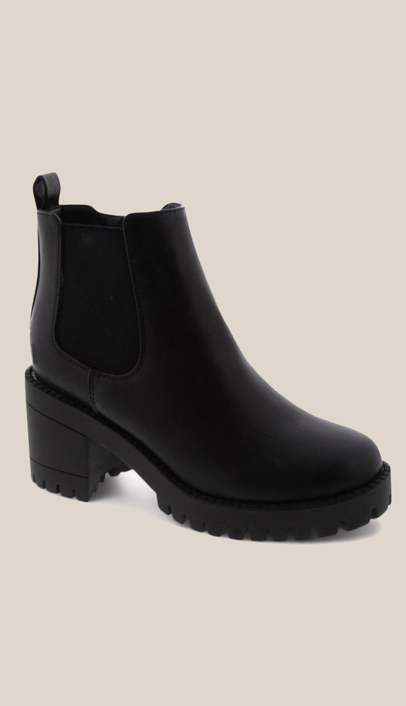 Chunky Sole Platform Chelsea Boots- Black