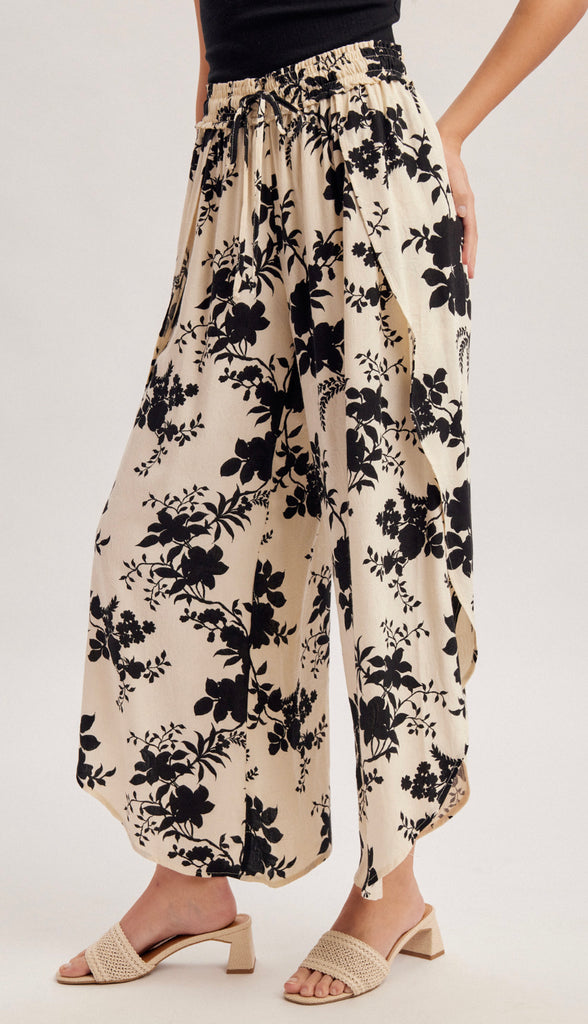 Floral Tulip Hem Pants- Cream/Black