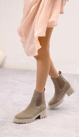 Chelsea Premium Ankle Boots- Beige