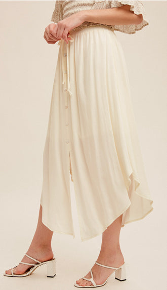 Dream On Scoop Hem Swing Skirt- Cream