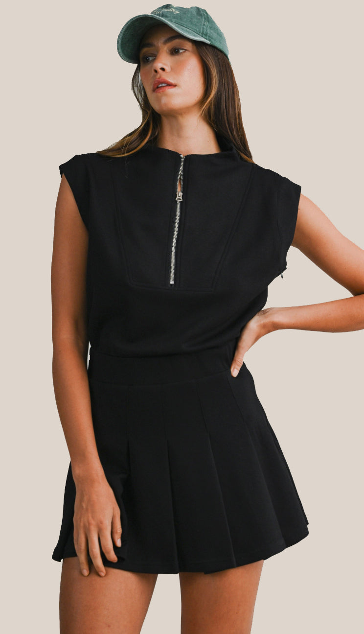 Nine And Wine Scuba Half Zip Up Pleated Romper- Black Nine And Wine Scuba Half Zip Up Pleated Romper- Black