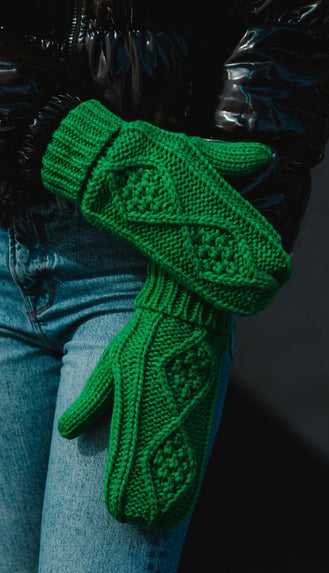 Cable Knit Mittens- Kelly Green