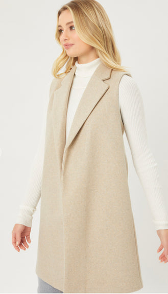 Manhattan Stroll Long Line Vest- Oatmeal